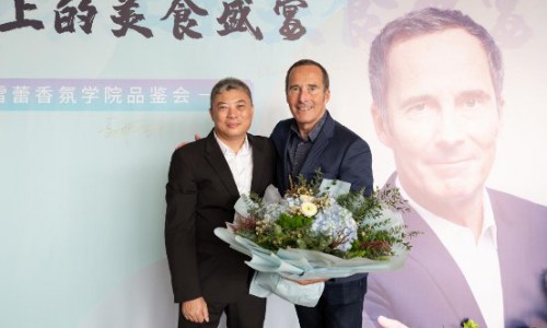 美食调香水之父-Olivier Cresp联合广州雪蕾探秘“美食”香氛