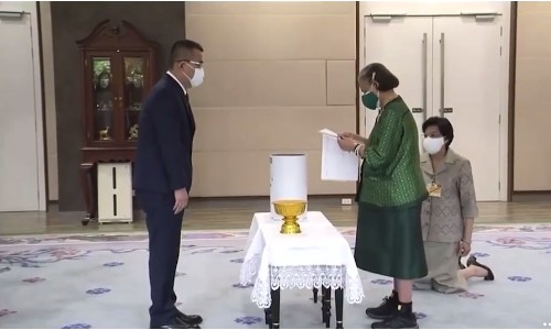 在泰国：中泰友好大使诗琳通公主为海尔智家点赞