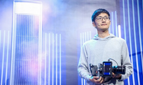 什么空调降温快速却不刺骨？B站博主影视飓风：看见快却柔的风