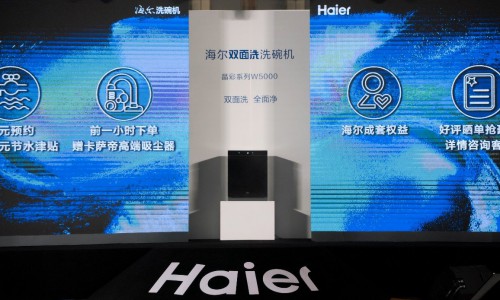 洗碗机洗不净？海尔洗碗机：双面洗，很干净