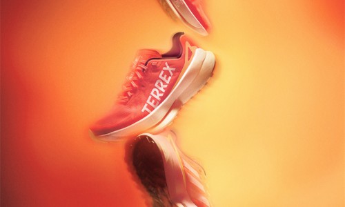 adidas TERREX发布新款越野竞速跑鞋Agravic Speed Ultra 大速流星